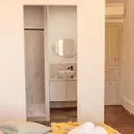 Maison Gabrielle לינה וארוחת בוקר *