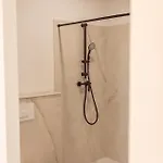 לינה וארוחת בוקר Maison Gabrielle ואל-לה-באן