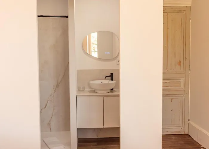 Maison Gabrielle Bed and Breakfast *